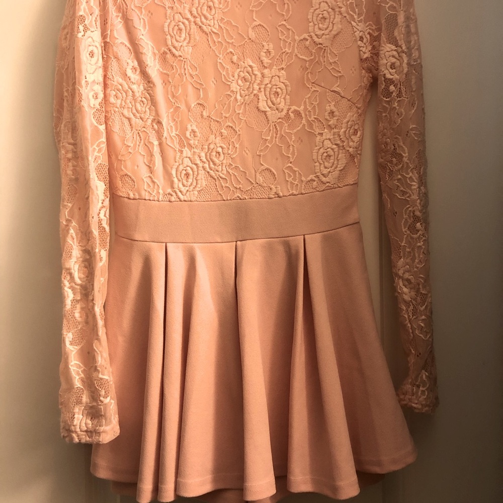 🔴6 for $12🔴Adorable pink Romper!